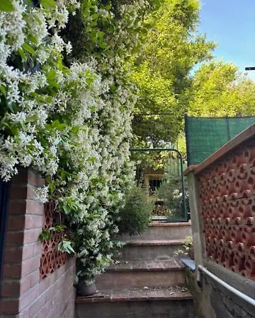Bilocale Con Giardino A Pomaia דירה